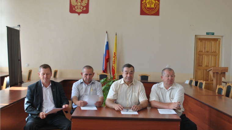 В администрации Шемуршинского района состоялось заседание организационного комитета по подготовке и проведению Дня Ульяновской области