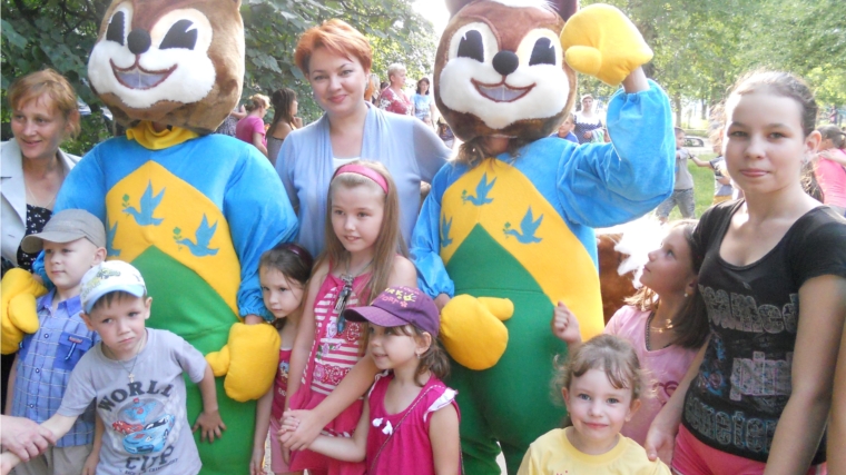 Торжественные открытия детских площадок в Новочебоксарске продолжаются