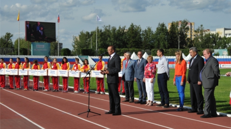 В Чебоксарах состоялось открытие чемпионата России по легкой атлетике