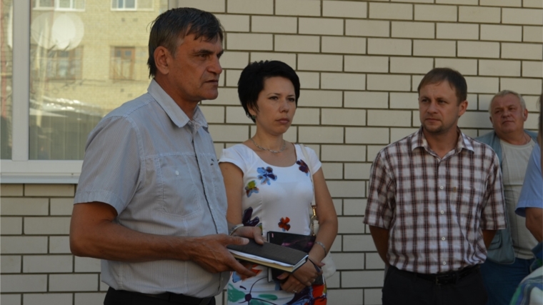 Глава администрации города Шумерли Александр Зиновьев провел рабочее совещание с работниками сферы ЖКХ