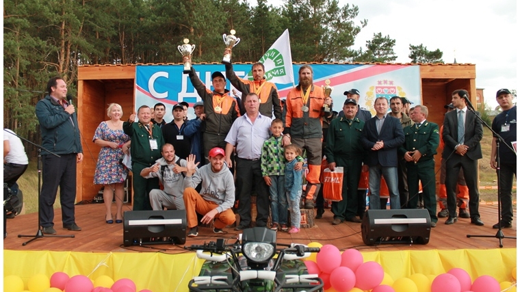 В День города Чебоксары Заволжье стало площадкой для «Лучших вальщиков леса Чувашии»