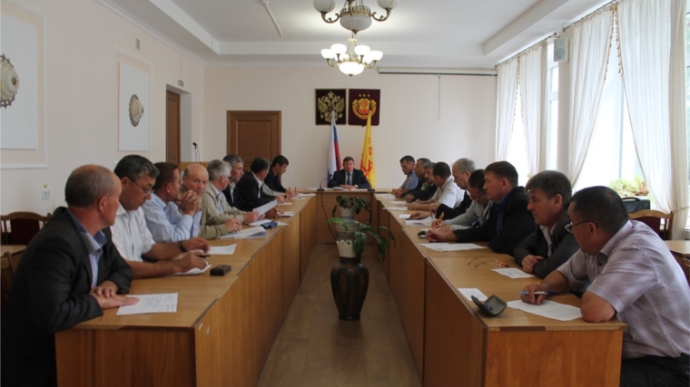 Состоялось очередное заседание комиссии по обеспечению безопасности дорожного движения в Урмарском районе