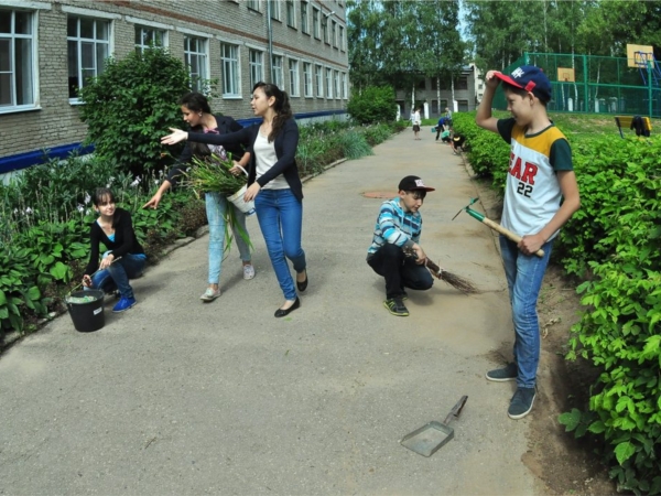 Под запах краски и вой сирен