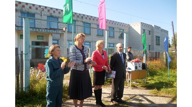 В Ибресинском районе ученики отправились в школу