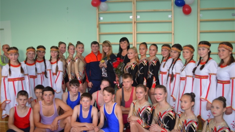 Состоялось торжественное открытие спортивного зала в Эльбарусовской СОШ, отремонтированного в рамках государственной программы Российской Федерации