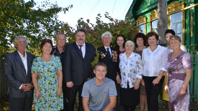 Ветеран Великой Отечественной войны Александр Арсеньев отметил 90-летний юбилей