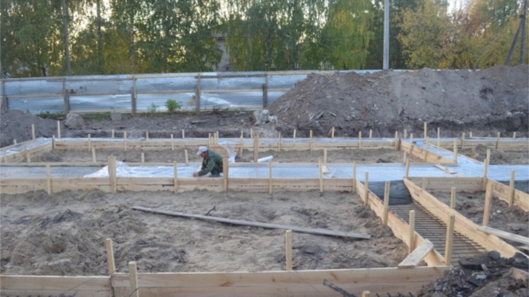 В Шумерле ведётся строительство двух многоквартирных домов в рамках программы переселения из аварийного жилья