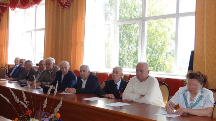 В администрации Комсомольского района состоялась встреча с председателями Советов ветеранов сельских поселений