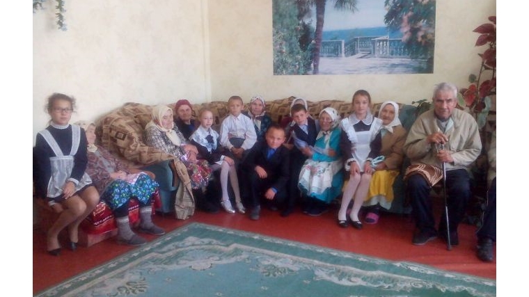 _Учащиеся Кильдюшевской школы поздравили жильцов Дома ветеранов
