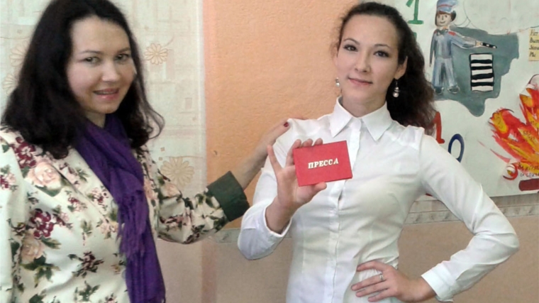 Юным журналистам Дома детского творчества г. Канаша вручили «красные корочки»