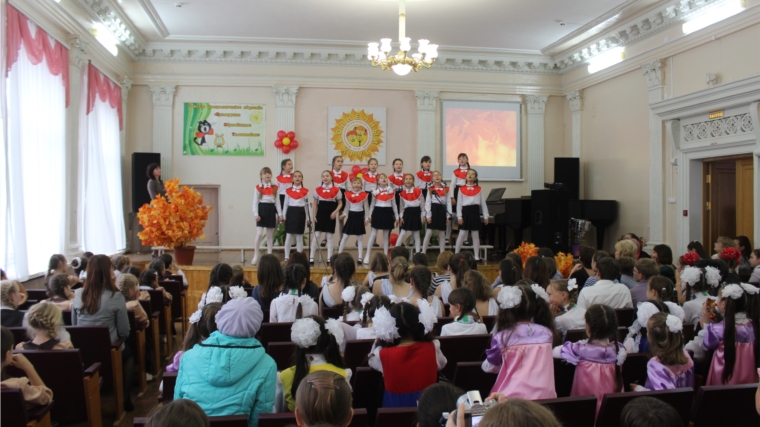 В Канаше состоялось открытие VIII Межрегиональной Детской Вокально-Хоровой Ассамблеи «Солнечный круг-2015»