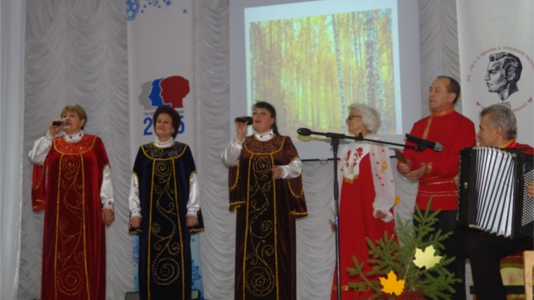 В Торханском сельском клубе состоялся тематический праздник «Закружилась листва золотая»