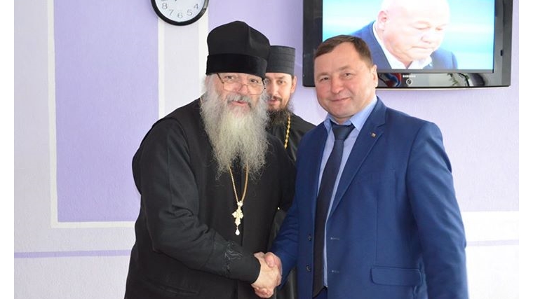 Организаторы воздушного Крестного хода встретились с главой администрации г. Канаша В. Софроновым