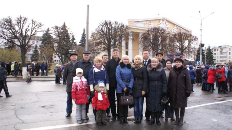 _Коллектив ГКЧС Чувашии принял участие в праздничном митинге, посвященном Дню народного единства