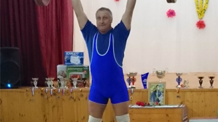 Успех вурнарского тяжелоатлета на чемпионате республики