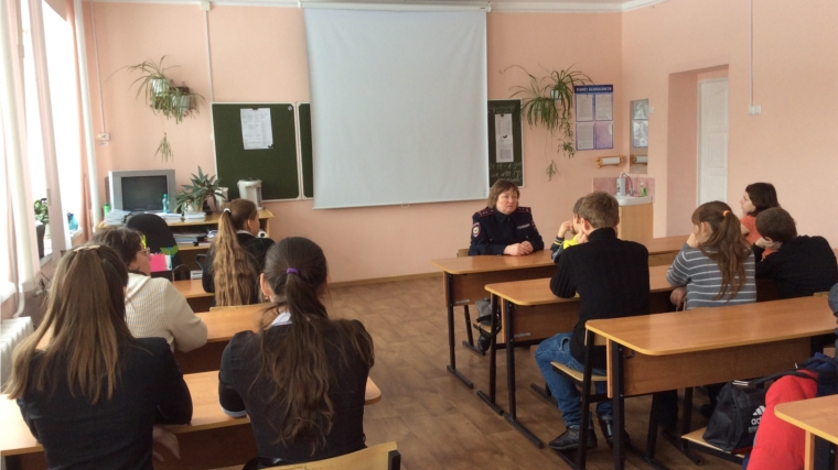Беседа инспектора Отдела по делам несовершеннолетних г. Канаш «Твои права и обязанности»