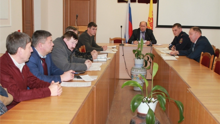 Состоялось заседание районной комиссии по обеспечению безопасности дорожного движения в Урмарском районе