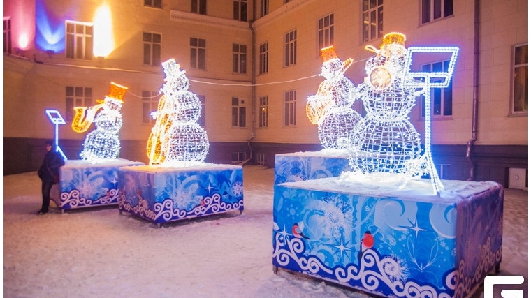 В центре города Чебоксары снова поселился «Квартет снеговиков»