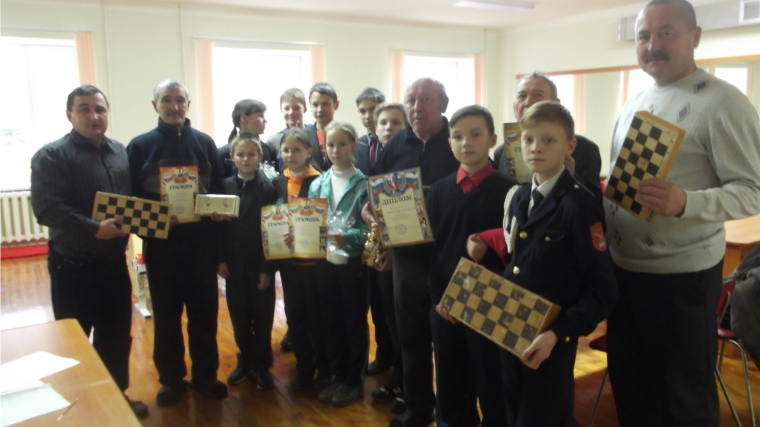 Состоялось лично-командное первенство Шемуршинского района по шахматам