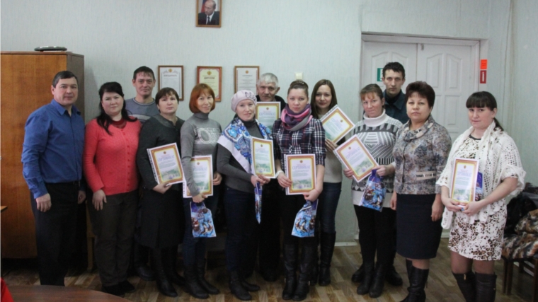 Многодетным семьям Абашевского сельского поселения вручены сертификаты на земельные участки
