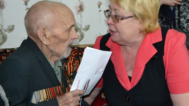 Участник Великой Отечественной войны Степан Потапов празднует 100-летие со дня рождения