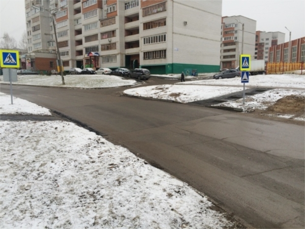 Зебра по ГОСТу: в Чебоксарах по нормативам выполнен еще один переход для пешеходов