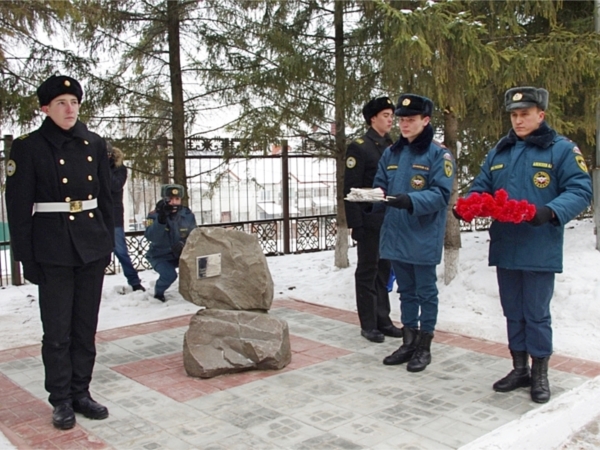 В Чебоксарах заложен камень на месте будущего памятника героям-огнеборцам