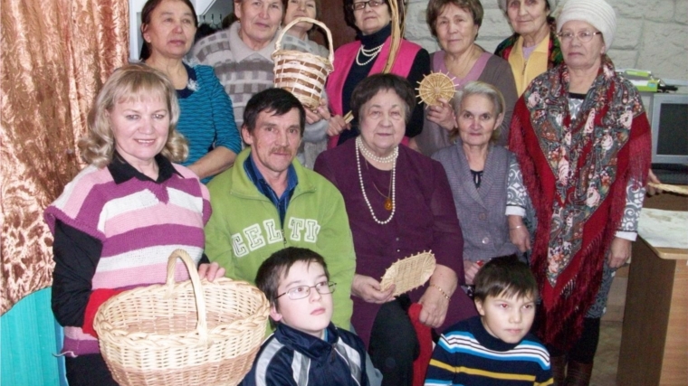 Мастер – класс по лозоплетению состоялся в Канашском краеведческом музее