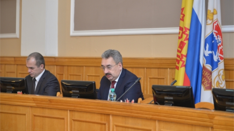 Вести из администрации г. Чебоксары: Леонид Черкесов поставил задачи городским службам на текущую неделю