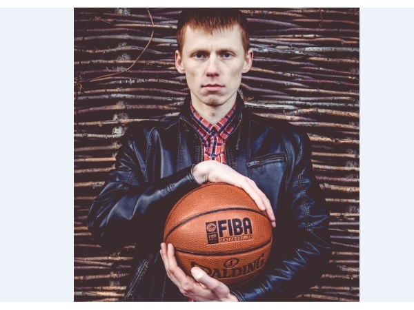 Чебоксарский тренер Алексей Миронов стал финалистом "SportsUnited: Послы баскетбола" ("Чебоксары.ру")