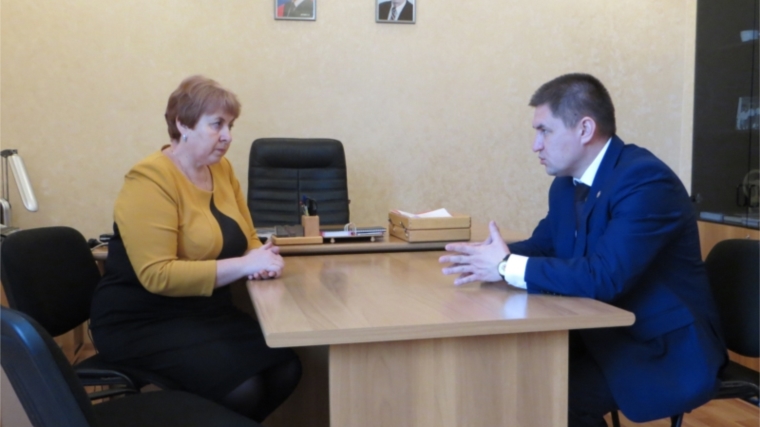 Состоялась рабочая встреча министра транспорта Чувашской Республики В. Доброхотова и генерального директора ОАО «Канашский автовокзал» Л. Кондратьевой