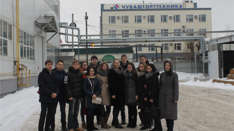 Год человека труда в Чувашской Республике: студенты ЧГПУ посетили ОАО «Чувашторгтехника»