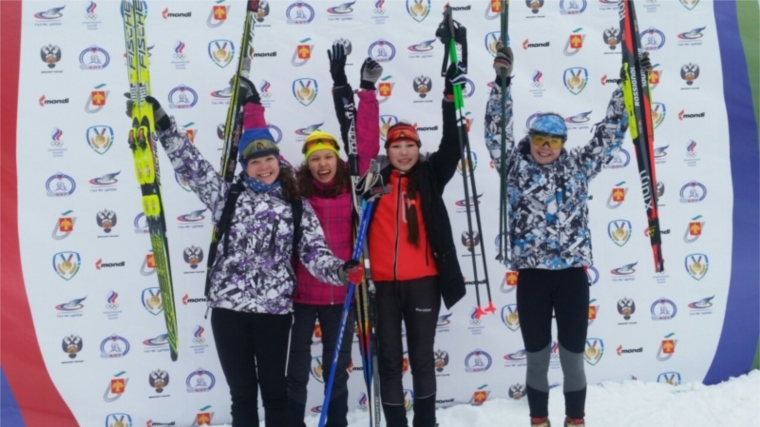 Эстафетная команда Чувашии стала серебряным призёром юношеского первенства России по лыжным гонкам