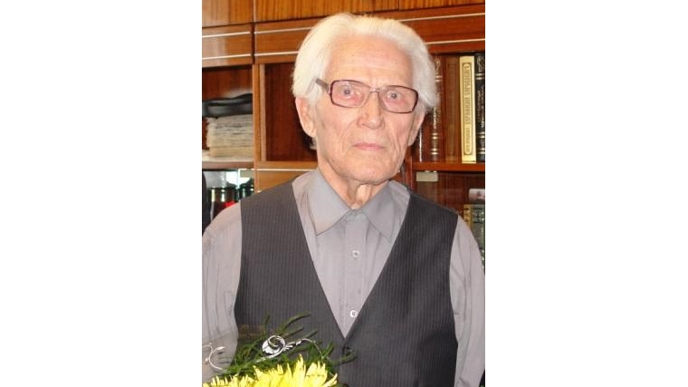 Почетный гражданин Шумерлинского района принимает поздравления с 91-летием