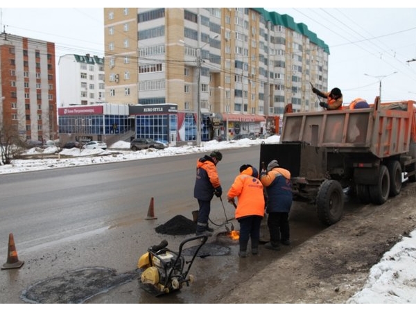 Гарантийные дороги в Чебоксарах подрядчики восстановят за свой счет до 1 марта ("Dorinfo.ru")