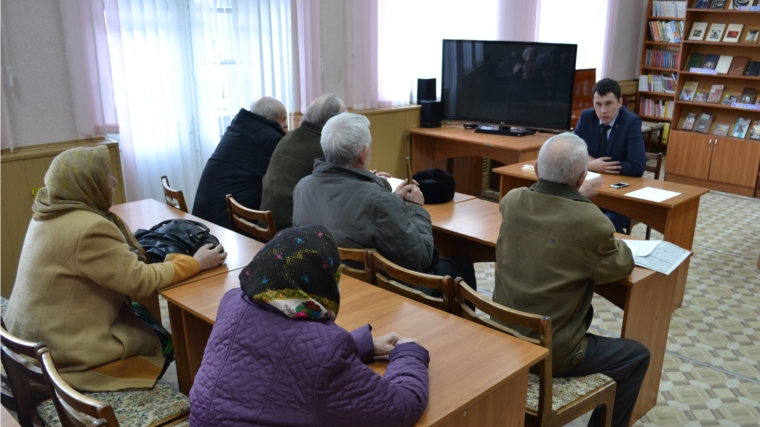 Телефонная «Прямая линия» по теме «Новые правила оплаты капремонта» состоялась в Центральной библиотеке города Канаш