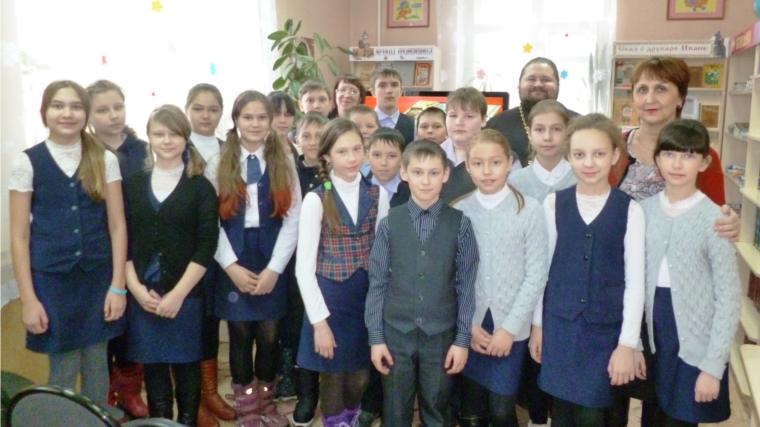 г. Канаш: Встреча со священнослужителем «Живое слово мудрости духовной» в рамках празднования Дня православной книги состоялась