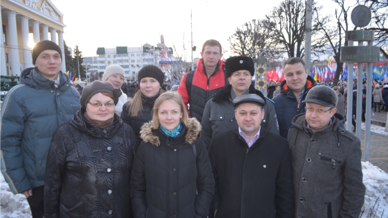 Специалисты Госветслужбы Чувашии приняли участие в общегородской акции в честь воссоединения Крыма с Российской Федерацией