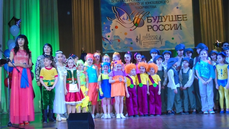 Чувашские дети своими танцами покорили проходивший в Казани Всероссийский фестиваль-конкурс «Будущее России»