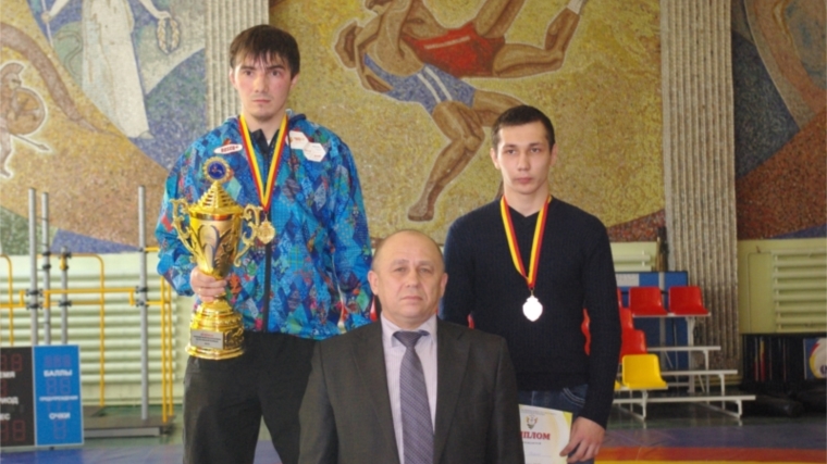 Представители города Канаша подтвердили свой статус в рамках Чемпионата Чувашской Республики по вольной борьбе среди мужчин