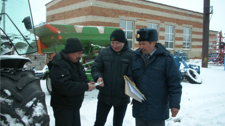 Проведен первый технический осмотр техники в Комсомольском районе