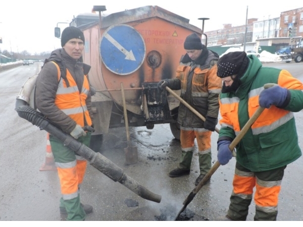 Ямочный ремонт дорог в Чебоксарах с 1 февраля по настоящее время выполнен на общей площади 2,6 тысяч кв.метров (&quot;НТА-Приволжье&quot;)