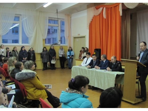 В рамках проекта "Открытый город" обсудили вопросы безопасности дорожного движения и благоустройства микрорайонов (Чебоксары.ру)