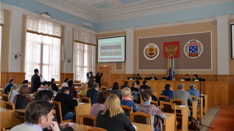 Глава города Леонид Черкесов провел оргкомитет по подготовке и проведению празднования 1 мая - Дня Весны и Труда и 71-й годовщины Победы в Великой Отечественной войне 1941 - 1945 гг.