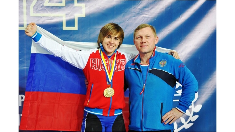 Наталья Хлёсткина: «Очень рада, что завоевала историческую медаль для чувашской тяжёлой атлетики»