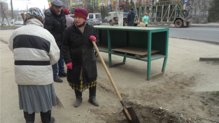 В Ленинском районе наводится чистота и порядок на мини-рынках