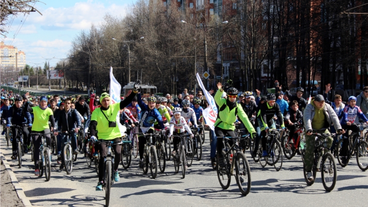 Рекордное количество: в чебоксарском велопробеге участвовали 1500 человек