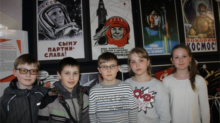 Отряд юных шумерлинских космонавтов совершил образовательную поездку