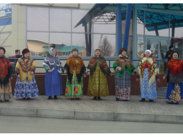 В Ленинском районе торжественно открылась сельскохозяйственная ярмарка "Весна-2016" ("Чебоксары.ру")