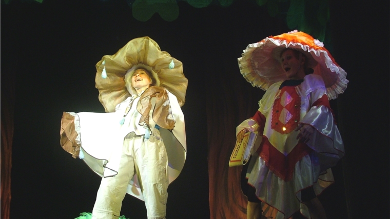 Весь апрель Чувашский театр кукол представлял на выездах спектакли чувашских авторов